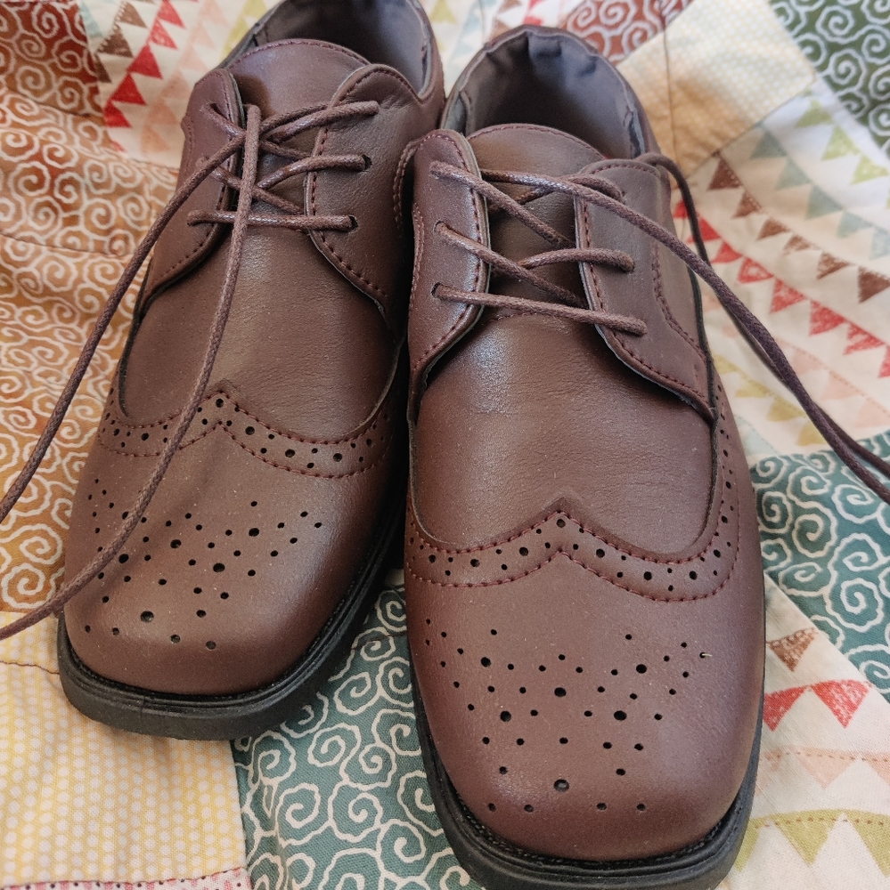 Dress Shoes, Kids Size 2, NWOT